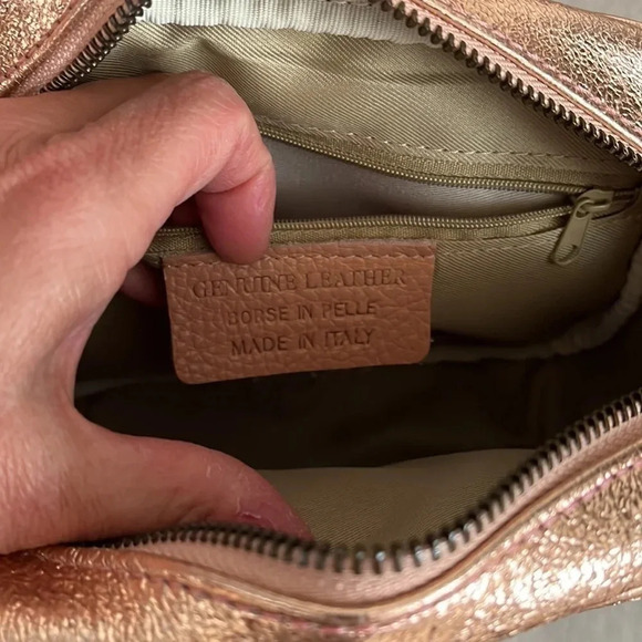 NWT BORSE IN PELLE Rose Gold Metallic Crossbody Bag with Tassel Made in Italy - Picture 10 of 13